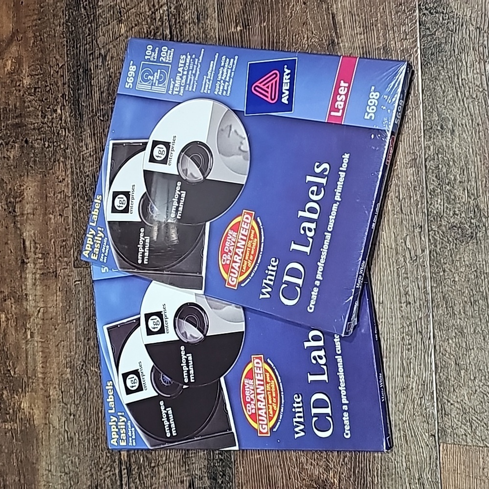 Avery 5692 White CD/DVD Adhesive Labels